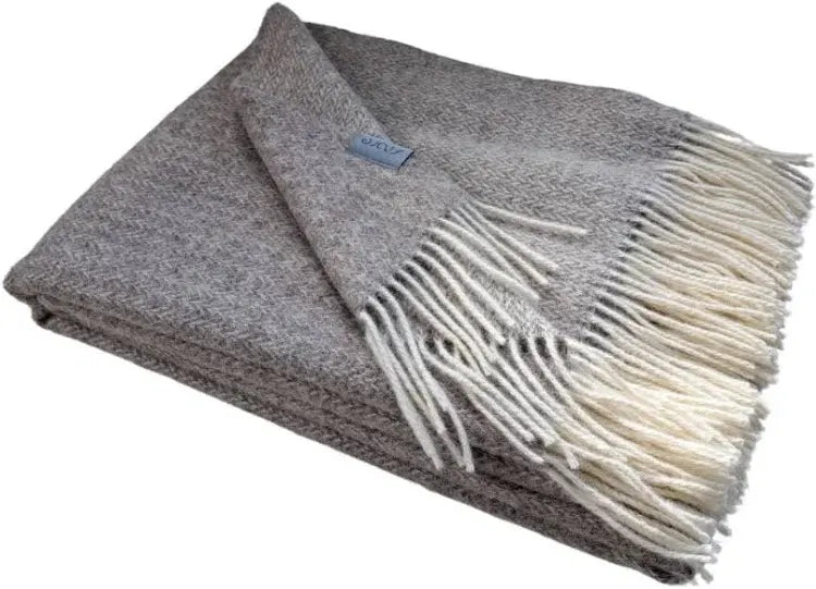Caitlin Throw